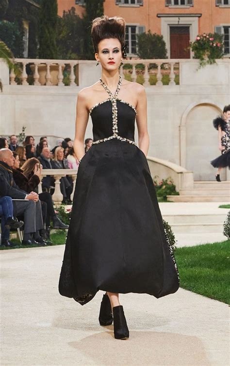 défilé chanel haute couture 2019|Chanel spring couture.